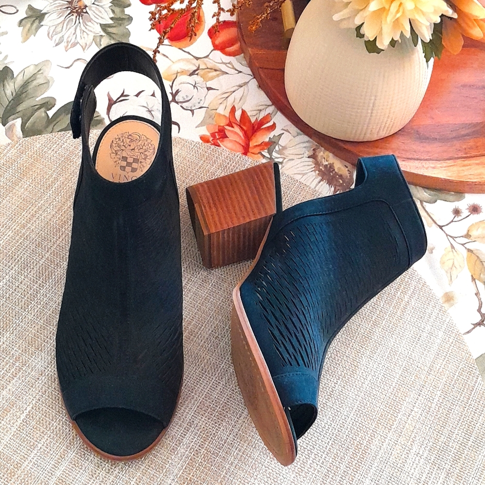Vince Camuto Black Leather Open Toe Heel Bootie 9.5M